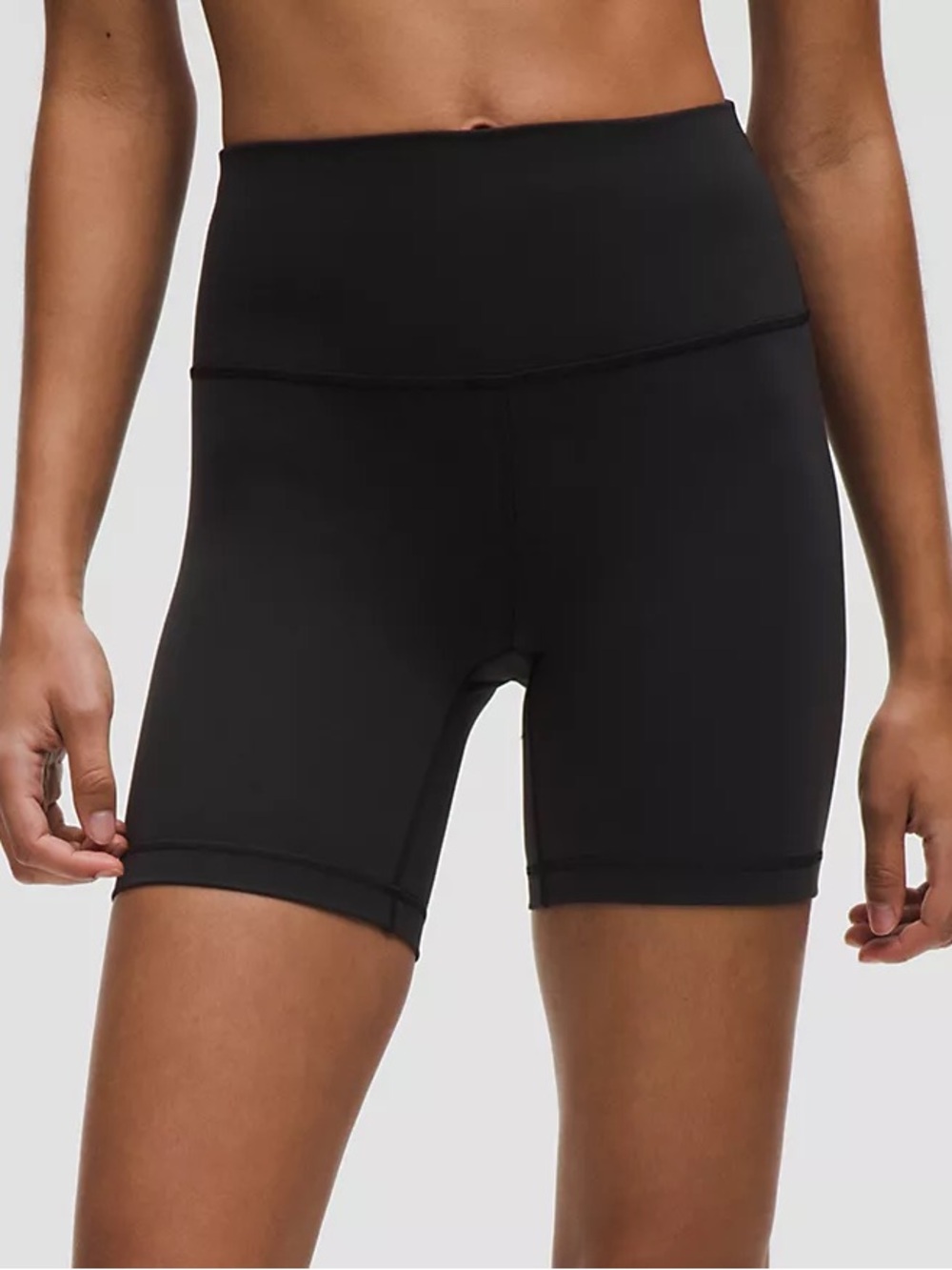 Lululemon Black Wunder Train High-Rise Short-6” Size 8